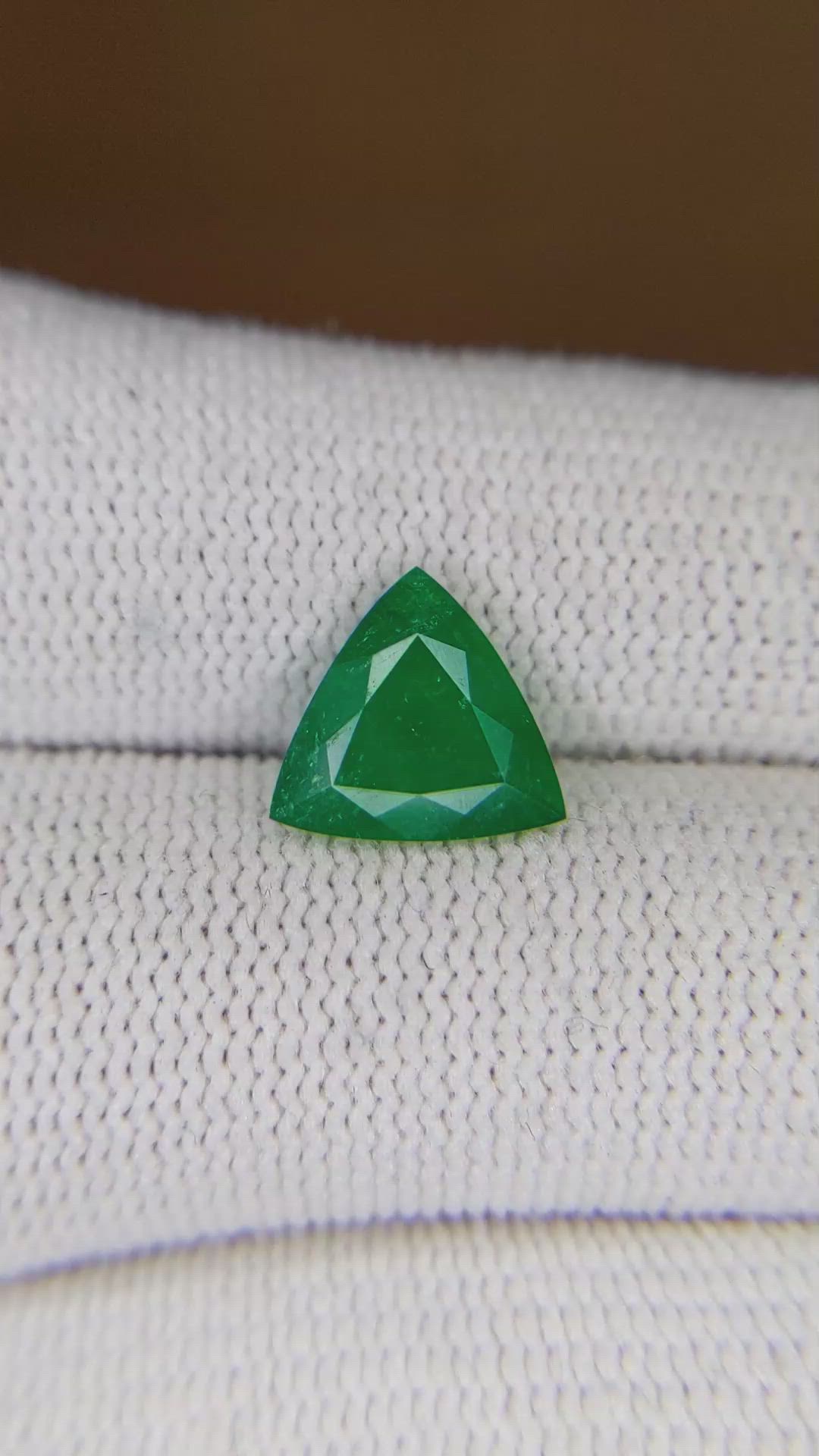 1.51 Ct. Emerald from Colombia Size Video
