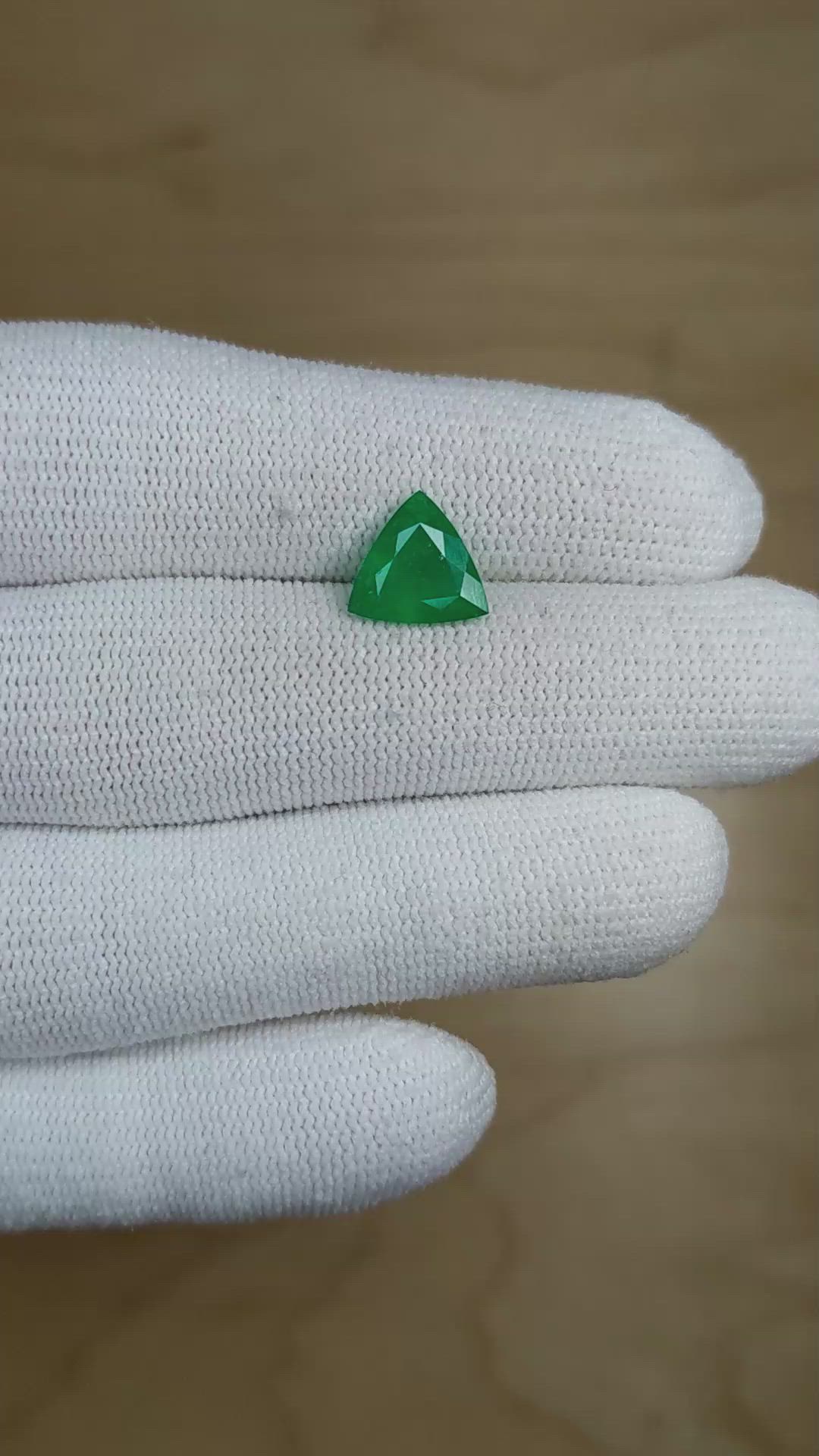 1.51 Ct. Emerald from Colombia Size Video