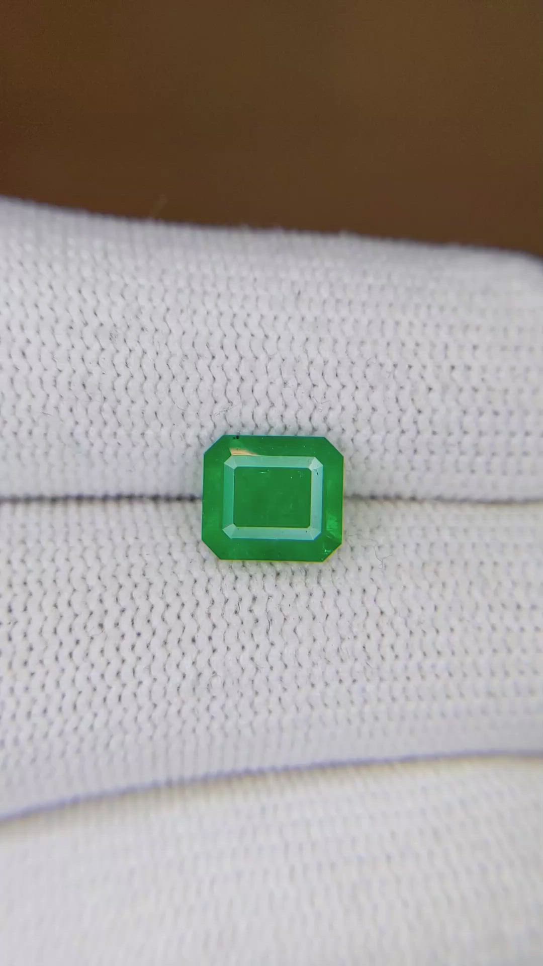 1.52 Ct. Emerald from Colombia Size Video