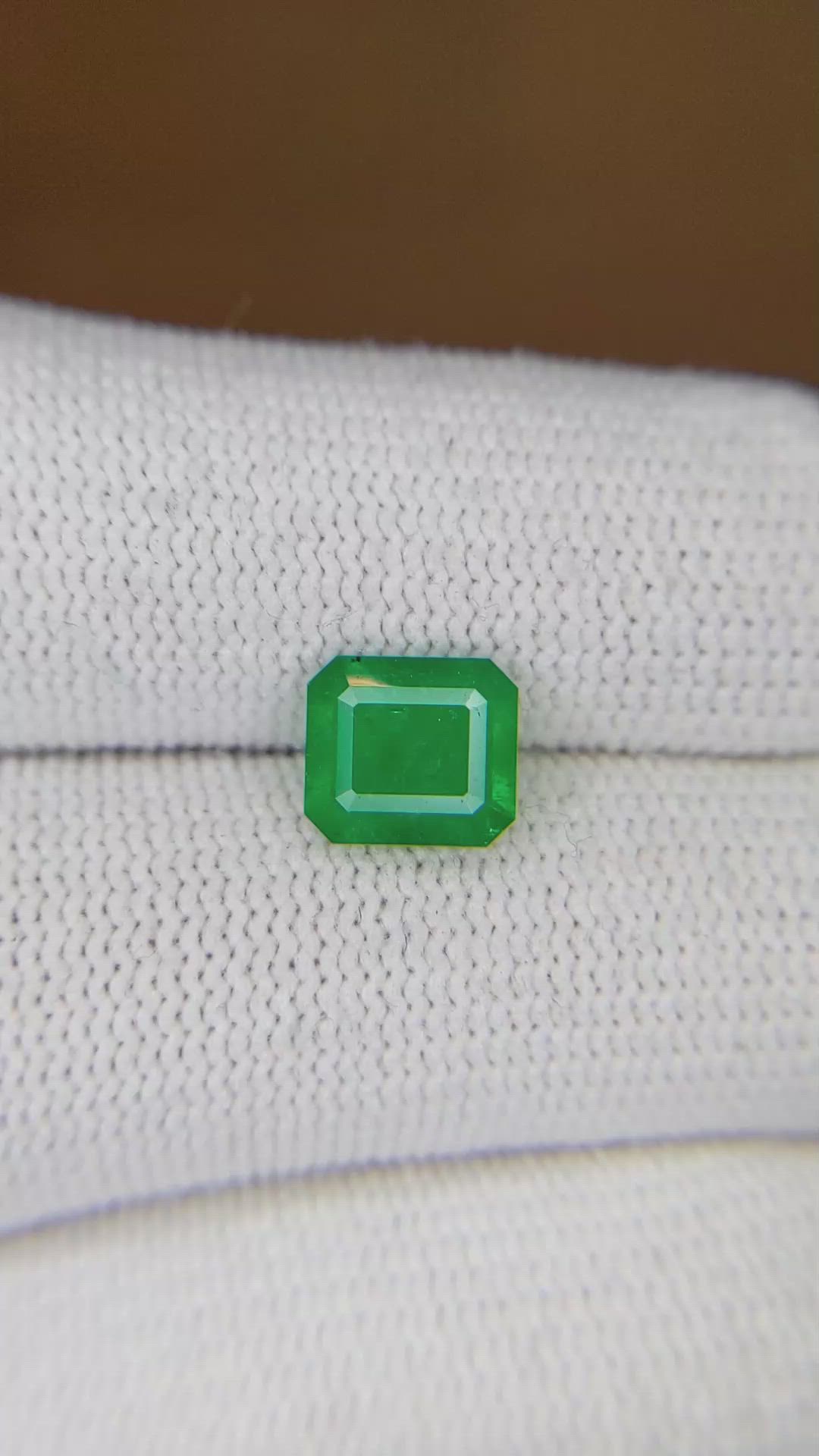 1.52 Ct. Emerald from Colombia Size Video