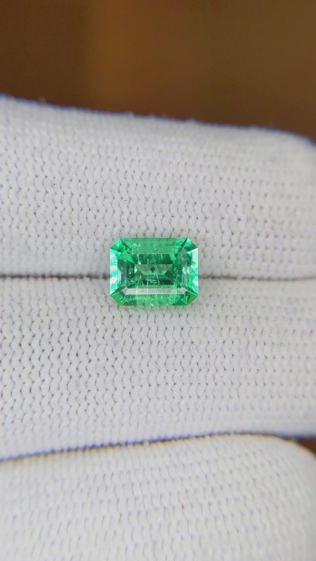 1.38 Ct. Emerald from Colombia Size Video