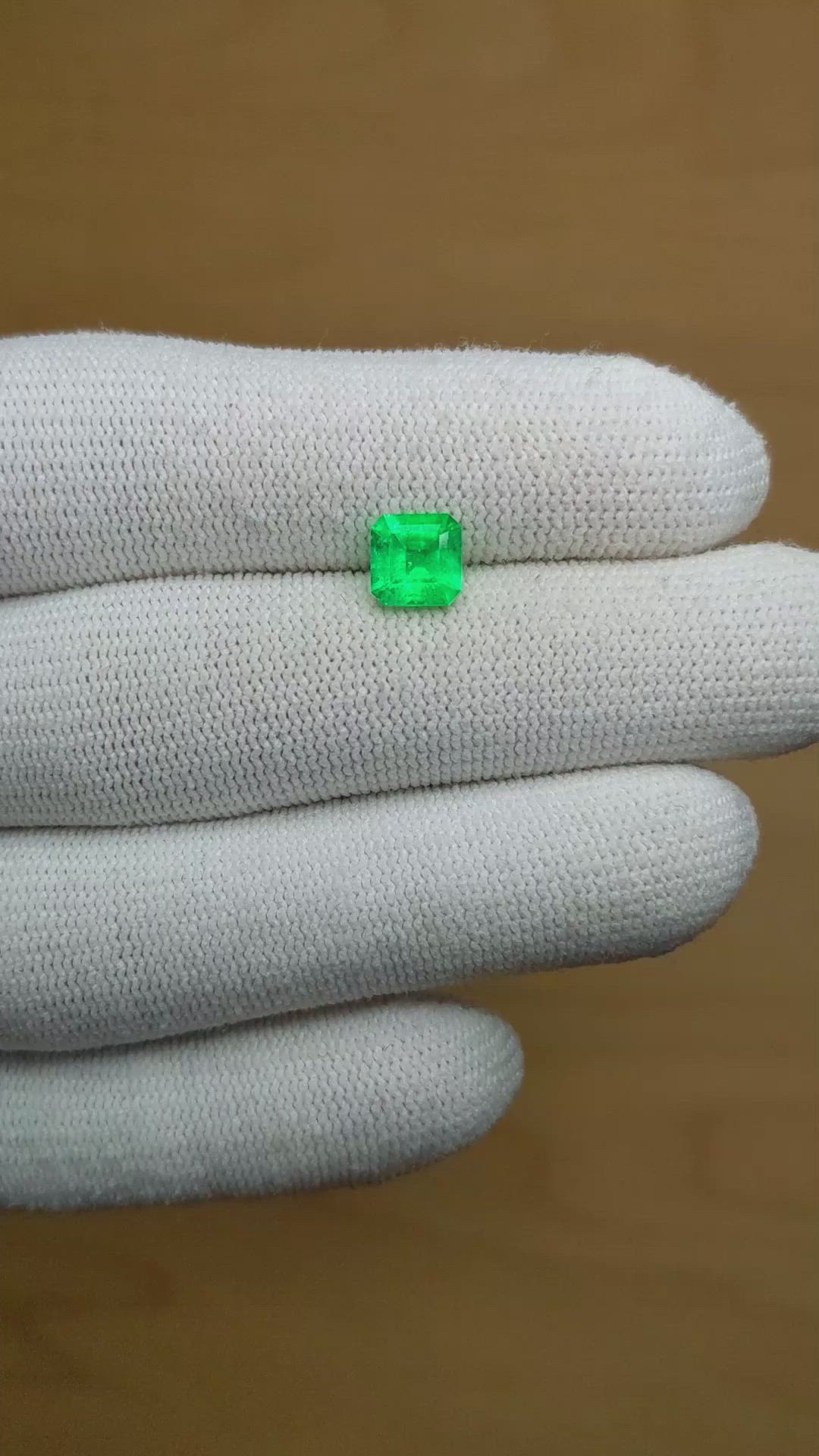 1.05 Ct. Emerald from Colombia Size Video