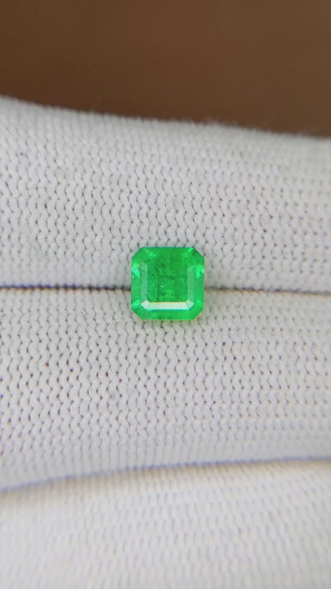 1.05 Ct. Emerald from Colombia Size Video