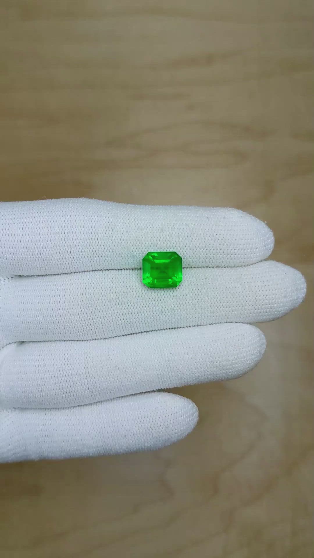 3.72 Ct. Emerald from Colombia Size Video