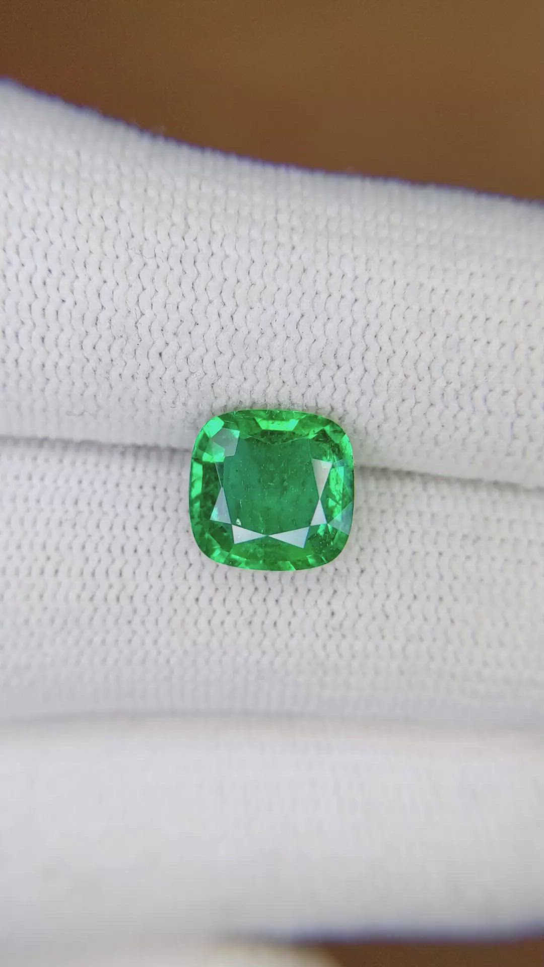 2.45 Ct. Emerald from Colombia Size Video