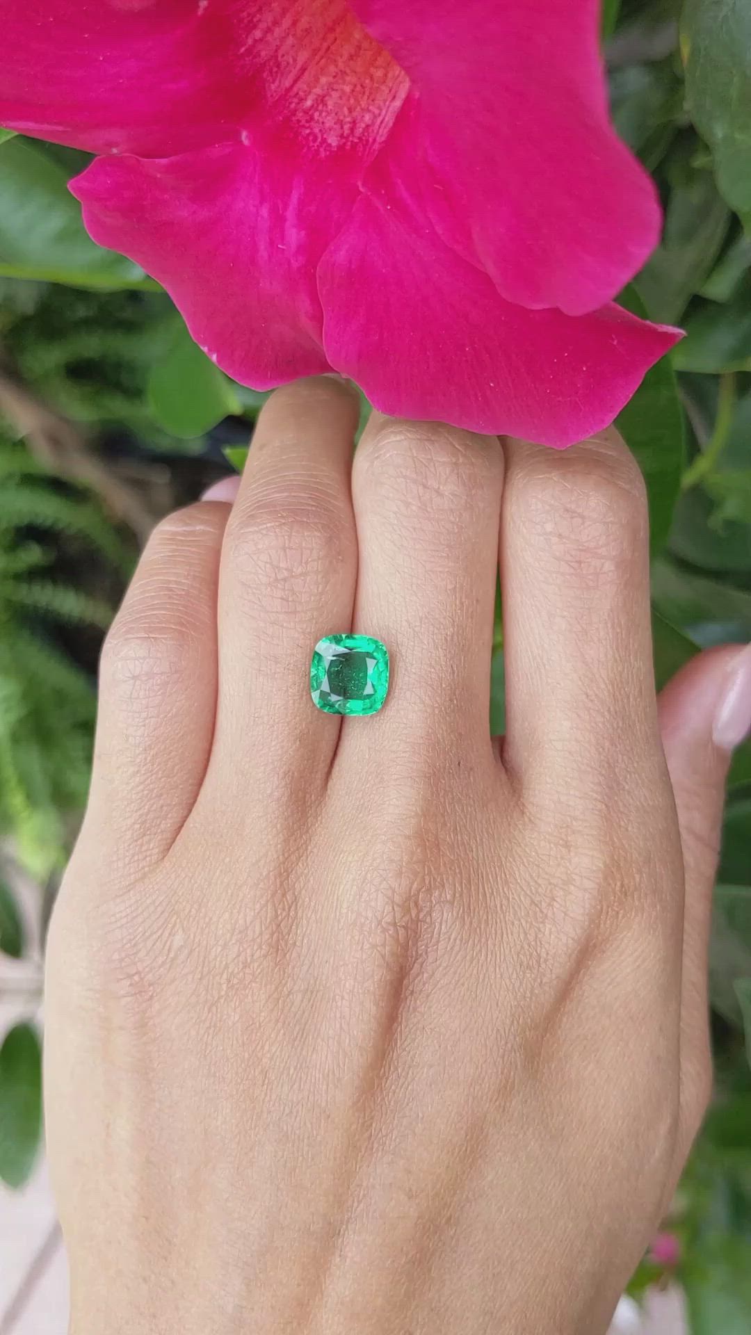 2.45 Ct. Emerald from Colombia Size Video