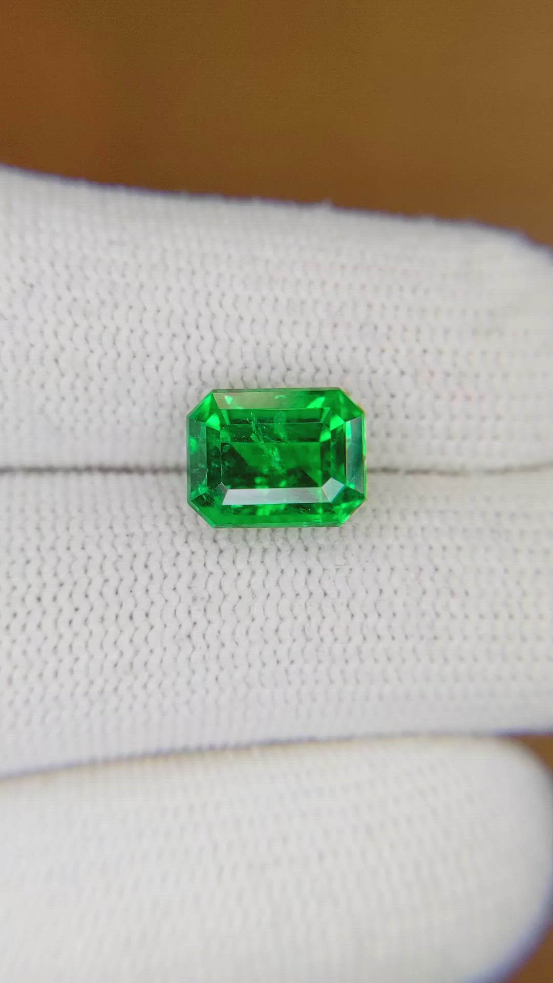 3.49 Ct. Emerald from Colombia Size Video