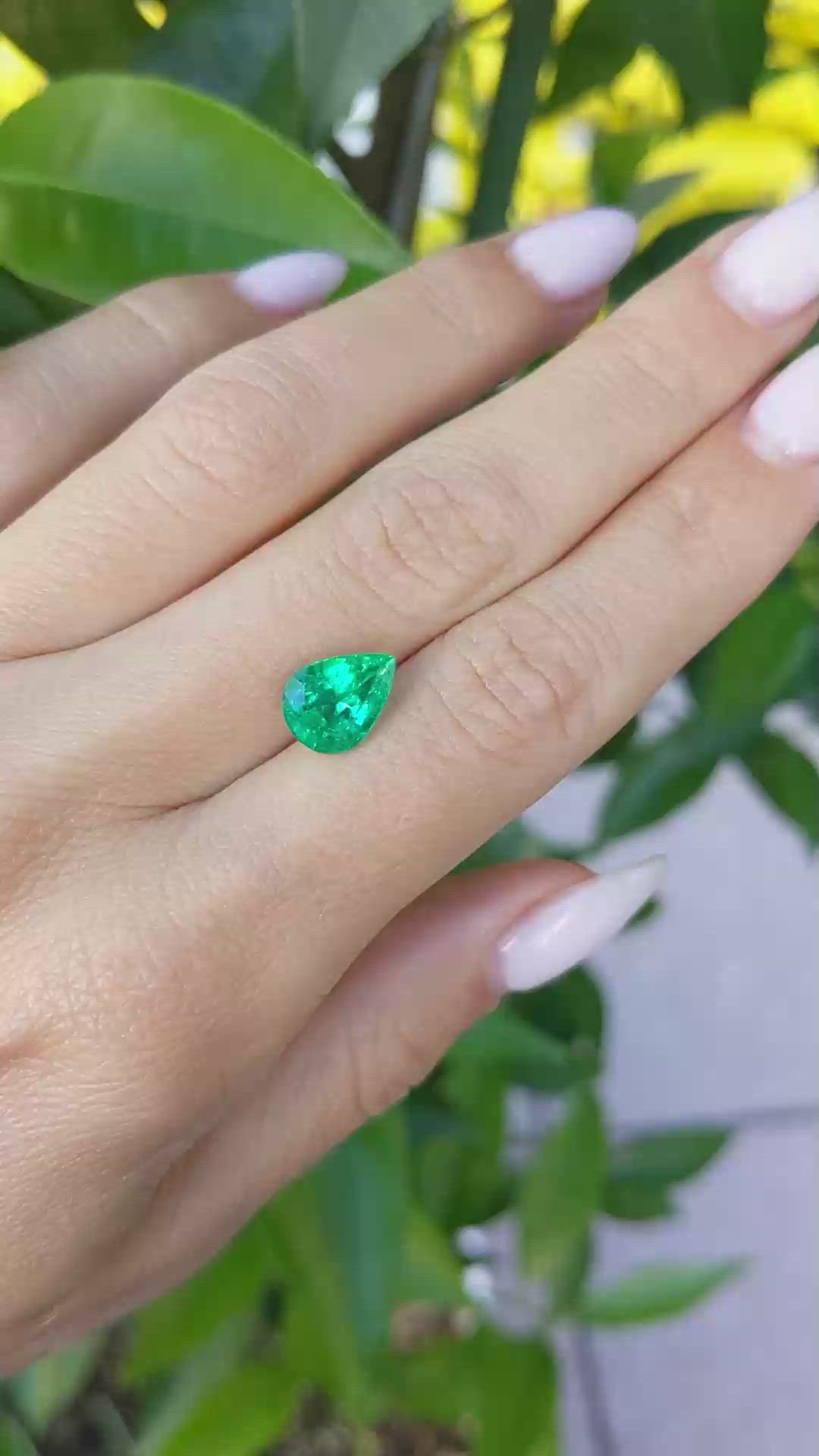 2.37 Ct. Emerald from Zambia Size Video