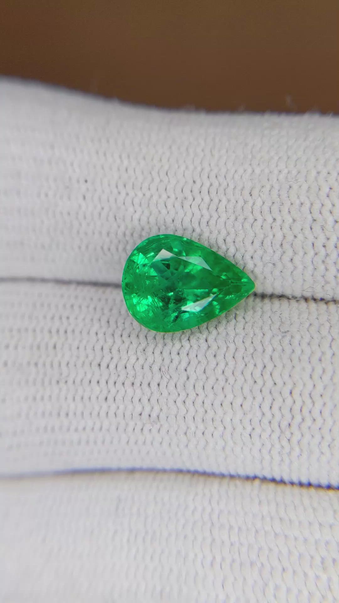 2.37 Ct. Emerald from Zambia Size Video