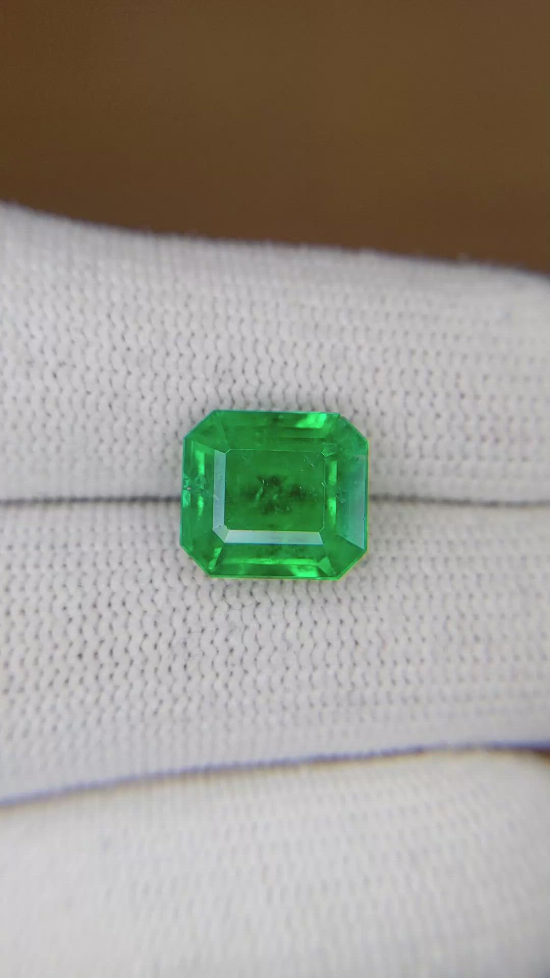 4.02 Ct. Emerald from Zambia Size Video