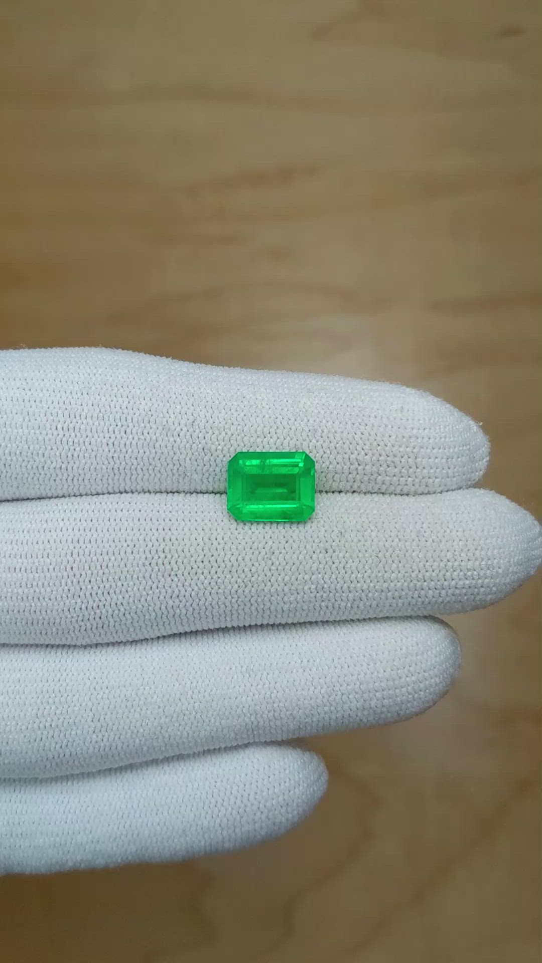 2.64 Ct. Emerald from Zambia Size Video