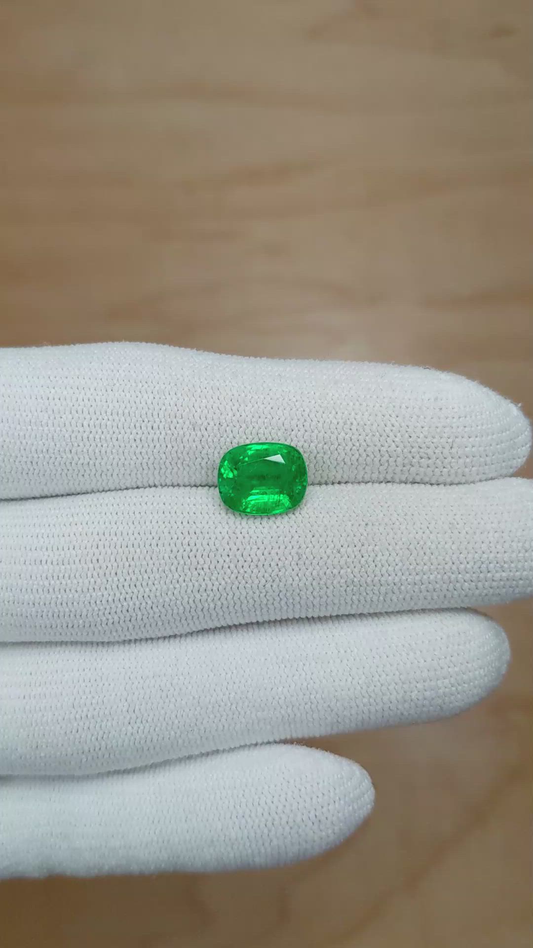 3.22 Ct. Emerald from Zambia Size Video