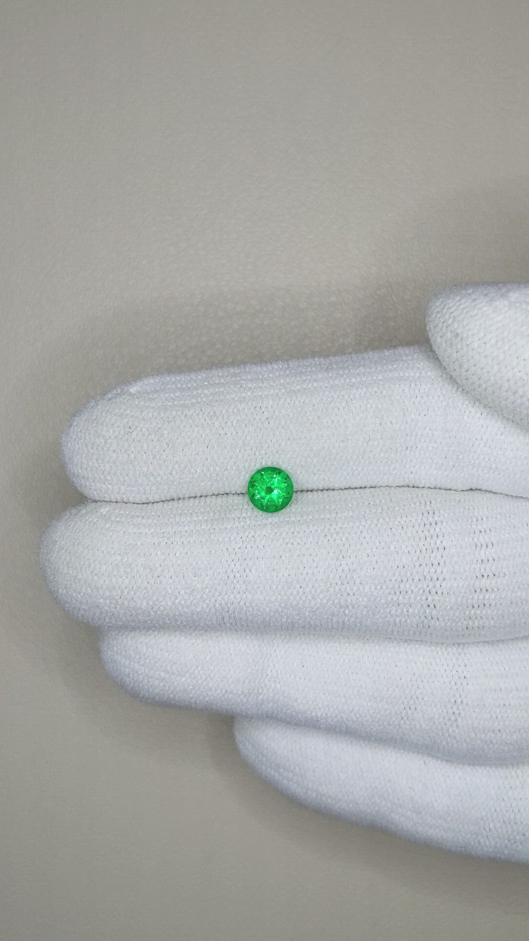 0.39 Ct. Emerald from Afghanistan Size Video