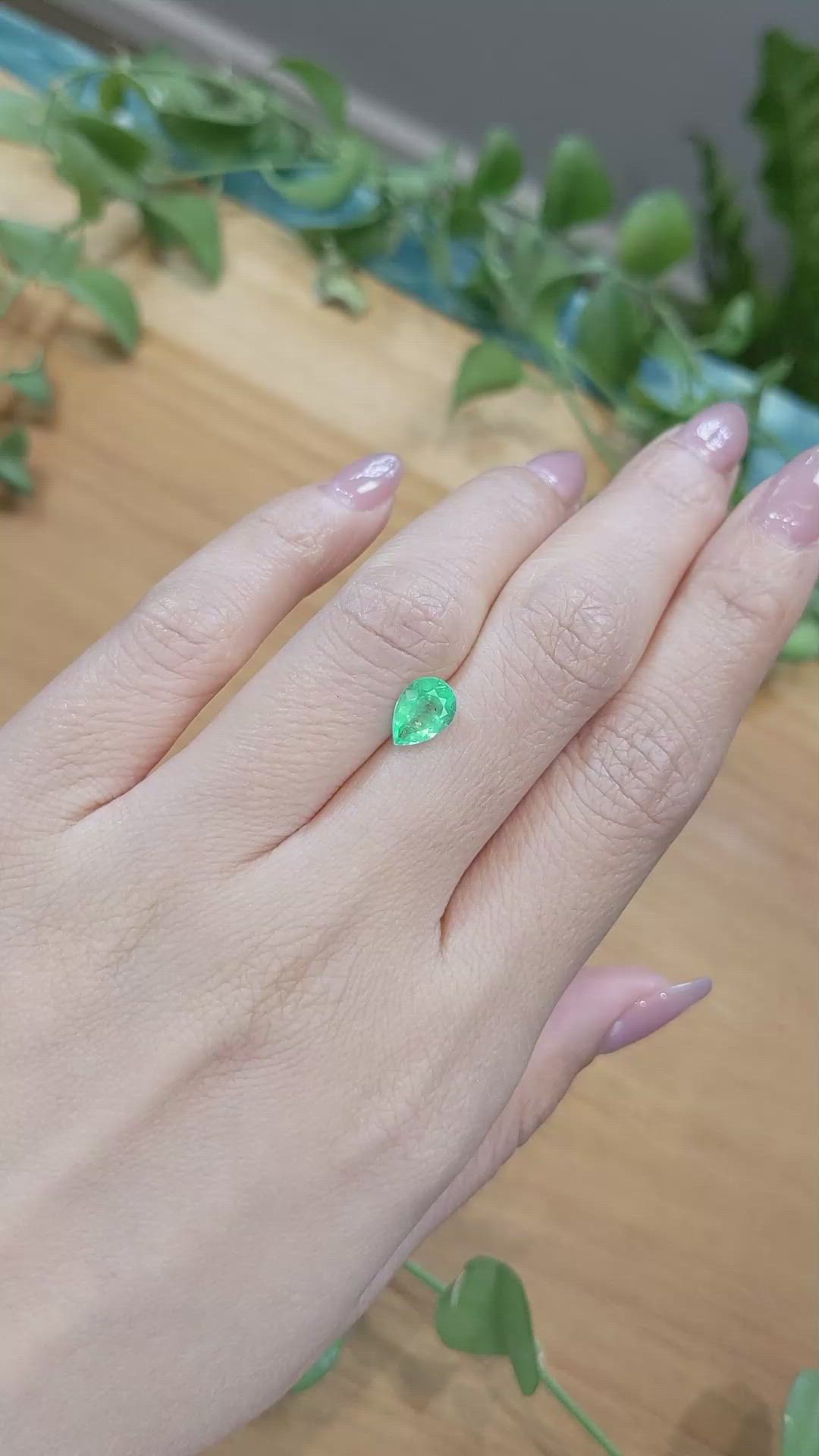 1.08 Ct. Emerald from Colombia Size Video
