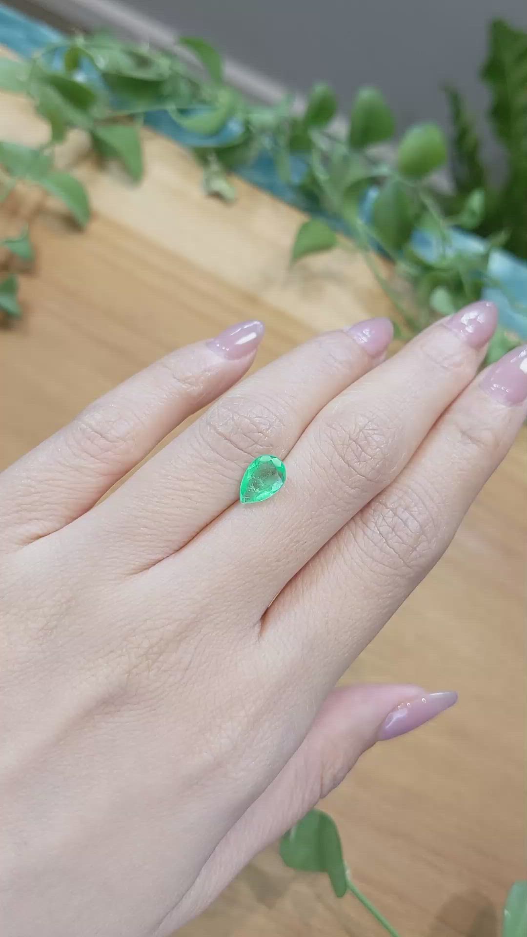1.27 Ct. Emerald from Colombia Size Video