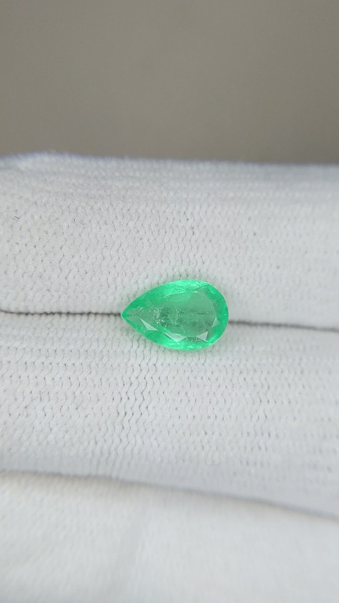 1.27 Ct. Emerald from Colombia Size Video