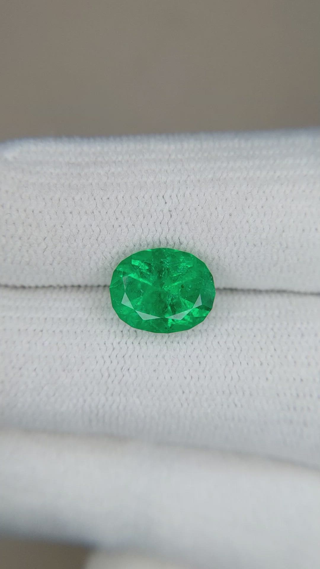 2.21 Ct. Emerald from Afghanistan Size Video