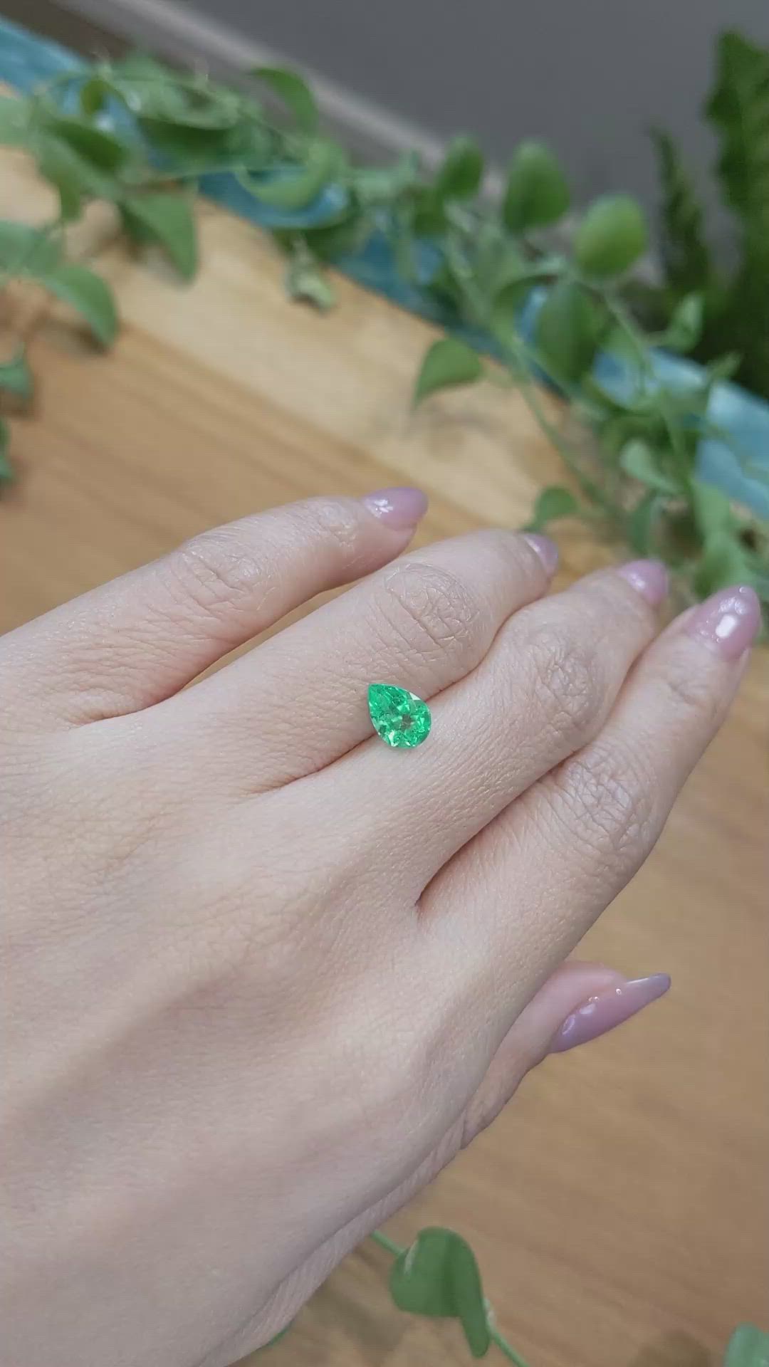 1.06 Ct. Emerald from Colombia Size Video