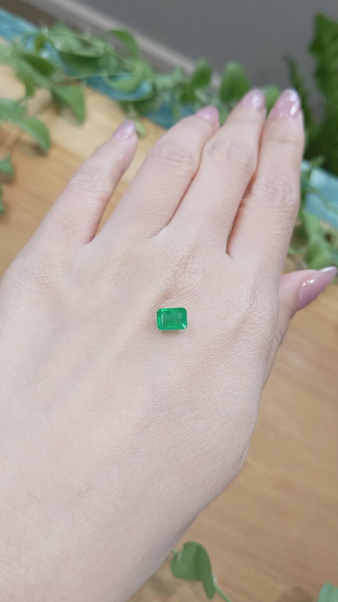 1.09 Ct. Emerald from Afghanistan Size Video