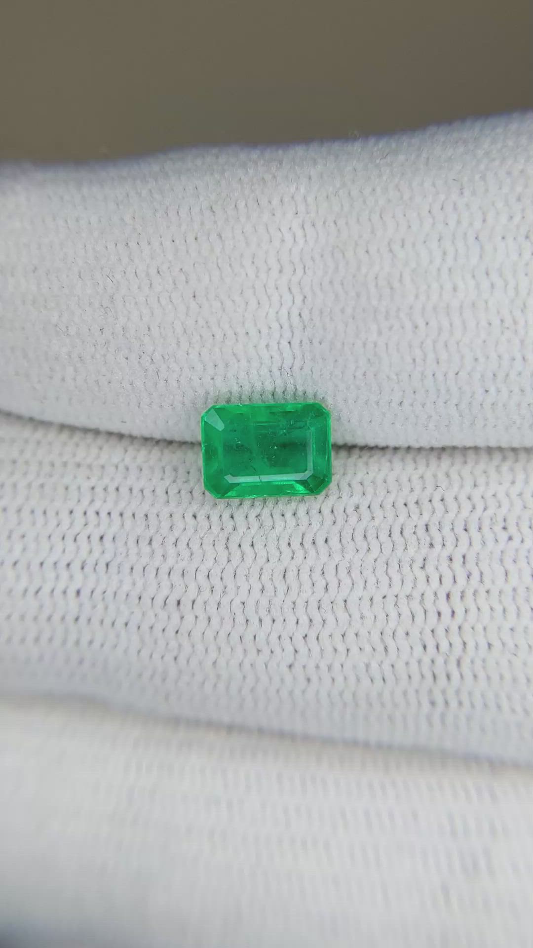 1.09 Ct. Emerald from Afghanistan Size Video