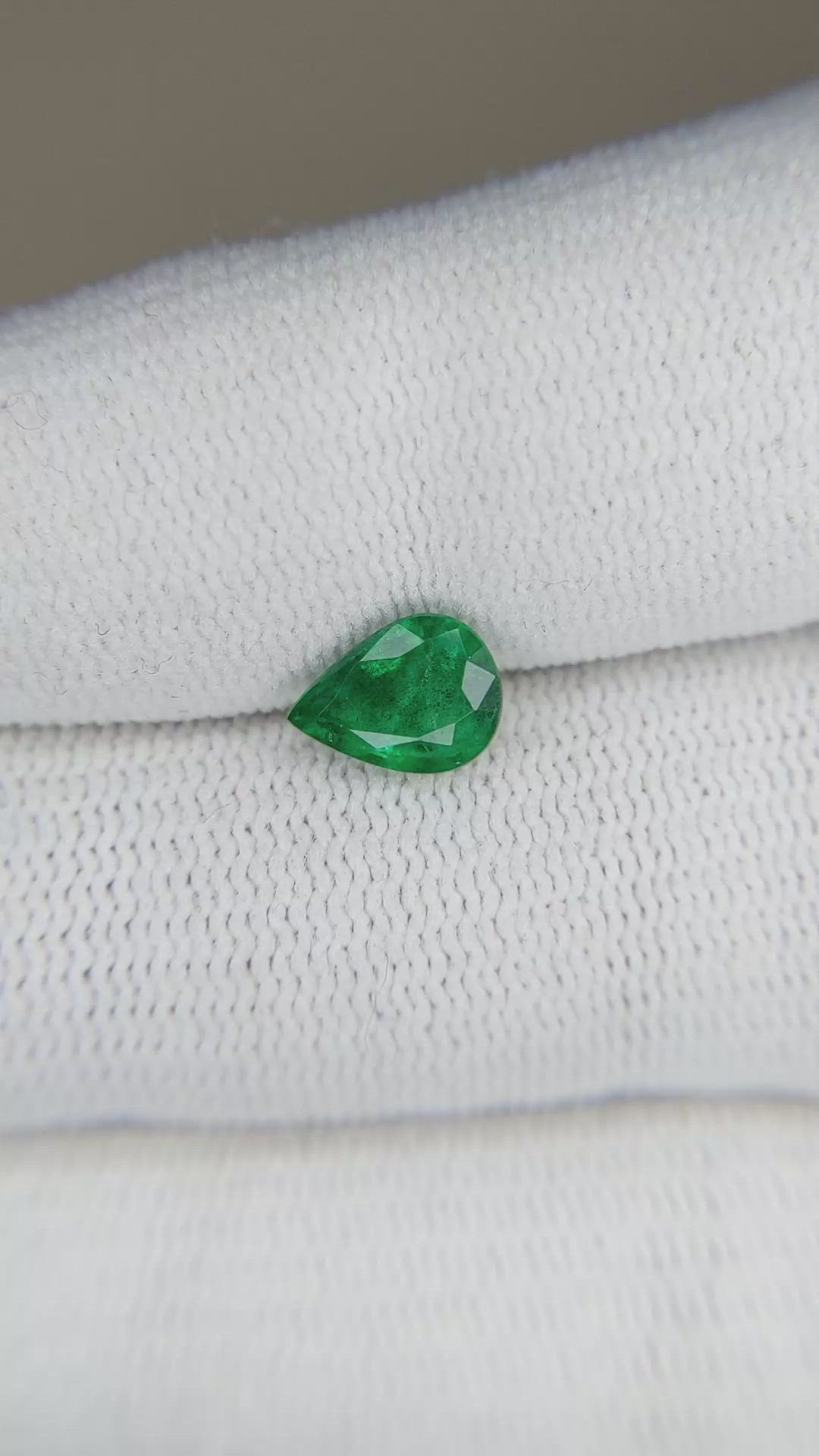 1.05 Ct. Emerald from Afghanistan Size Video