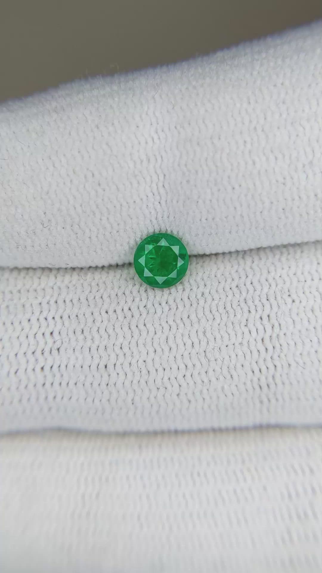 0.40 Ct. Emerald from Afghanistan Size Video