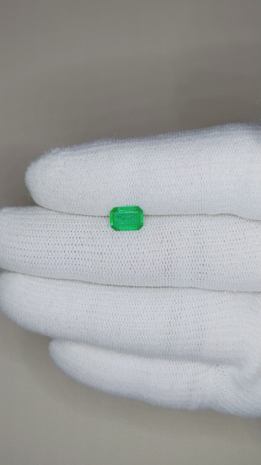 0.71 Ct. Emerald from Afghanistan Size Video