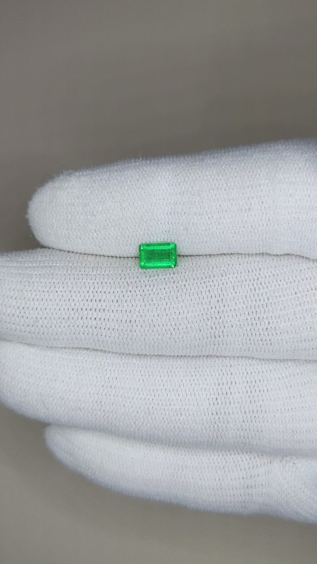 0.48 Ct. Emerald from Afghanistan Size Video