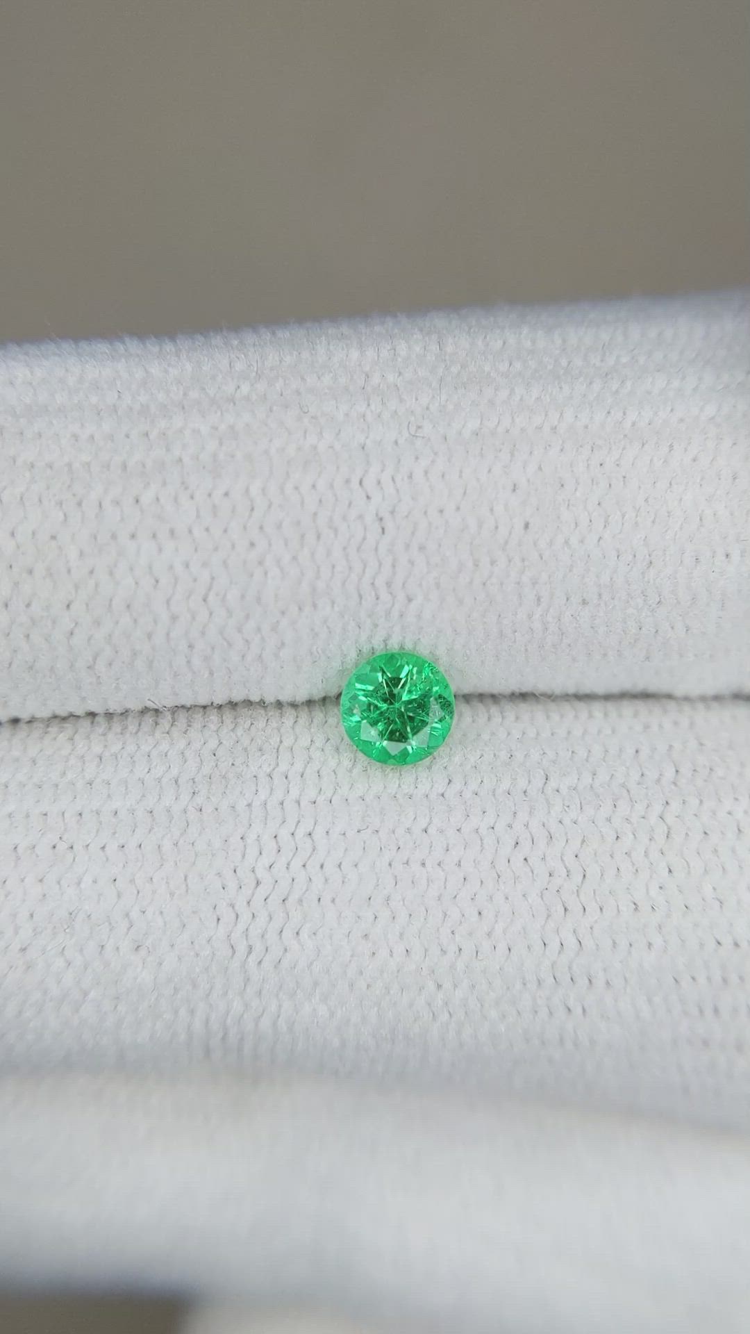 0.27 Ct. Emerald from Afghanistan Size Video