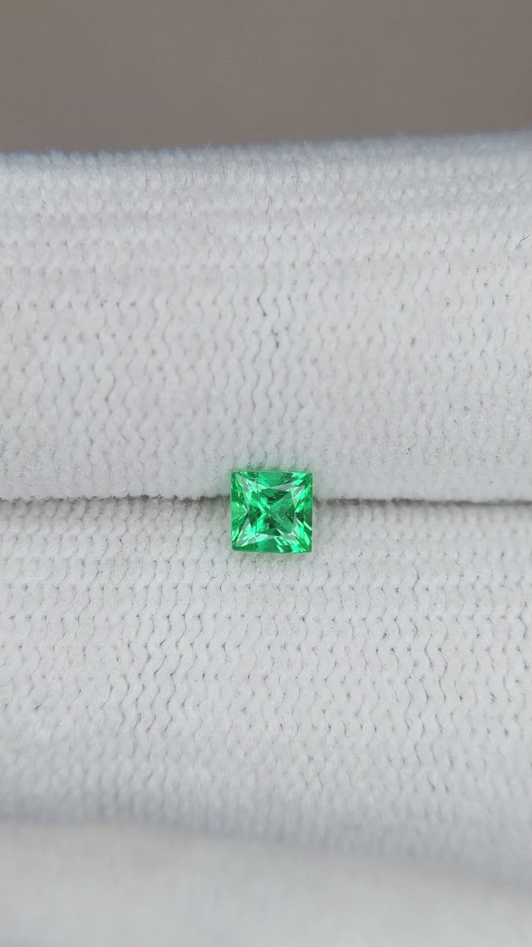 0.20 Ct. Emerald from Afghanistan Size Video