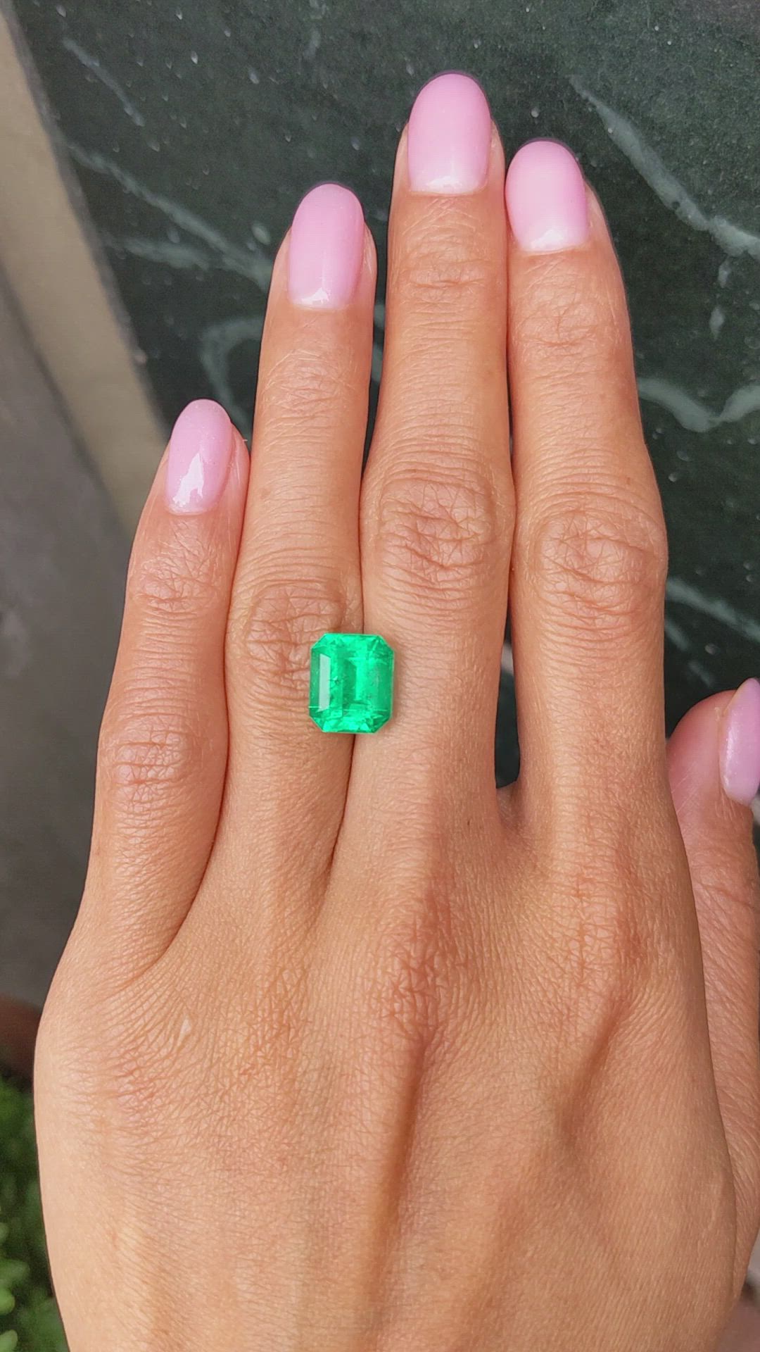 4.48 Ct. Emerald from Colombia Size Video