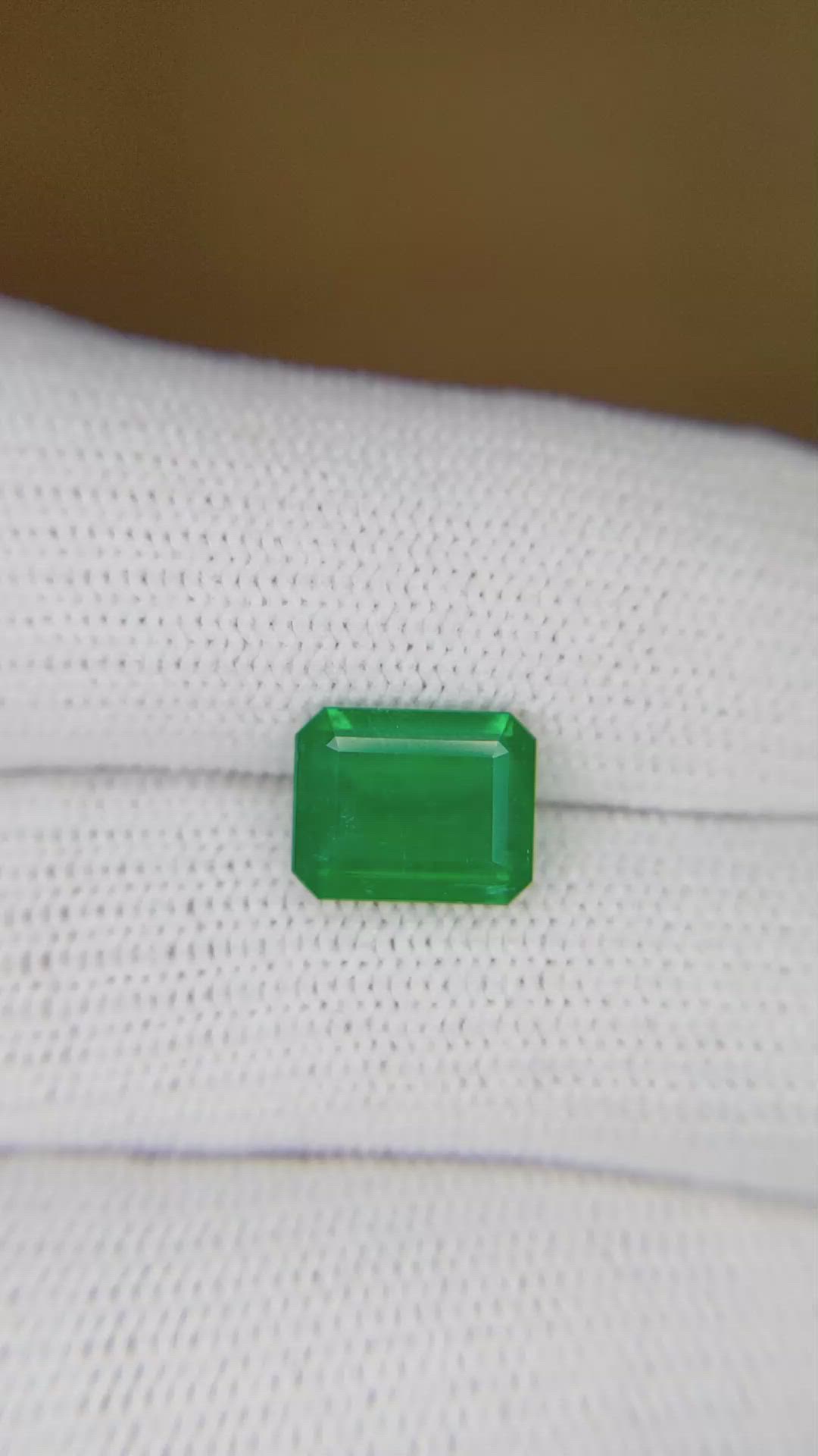 1.88 Ct. Emerald from Colombia Size Video