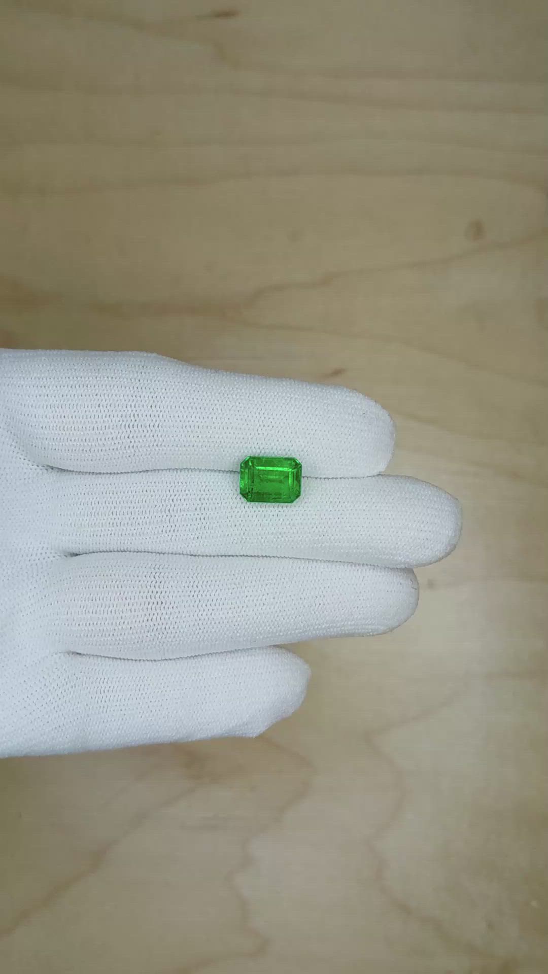 3.21 Ct. Emerald from Colombia Size Video