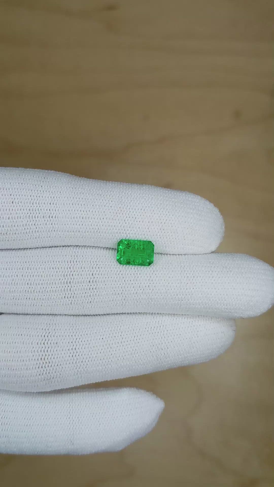 1.11 Ct. Emerald from Colombia Size Video