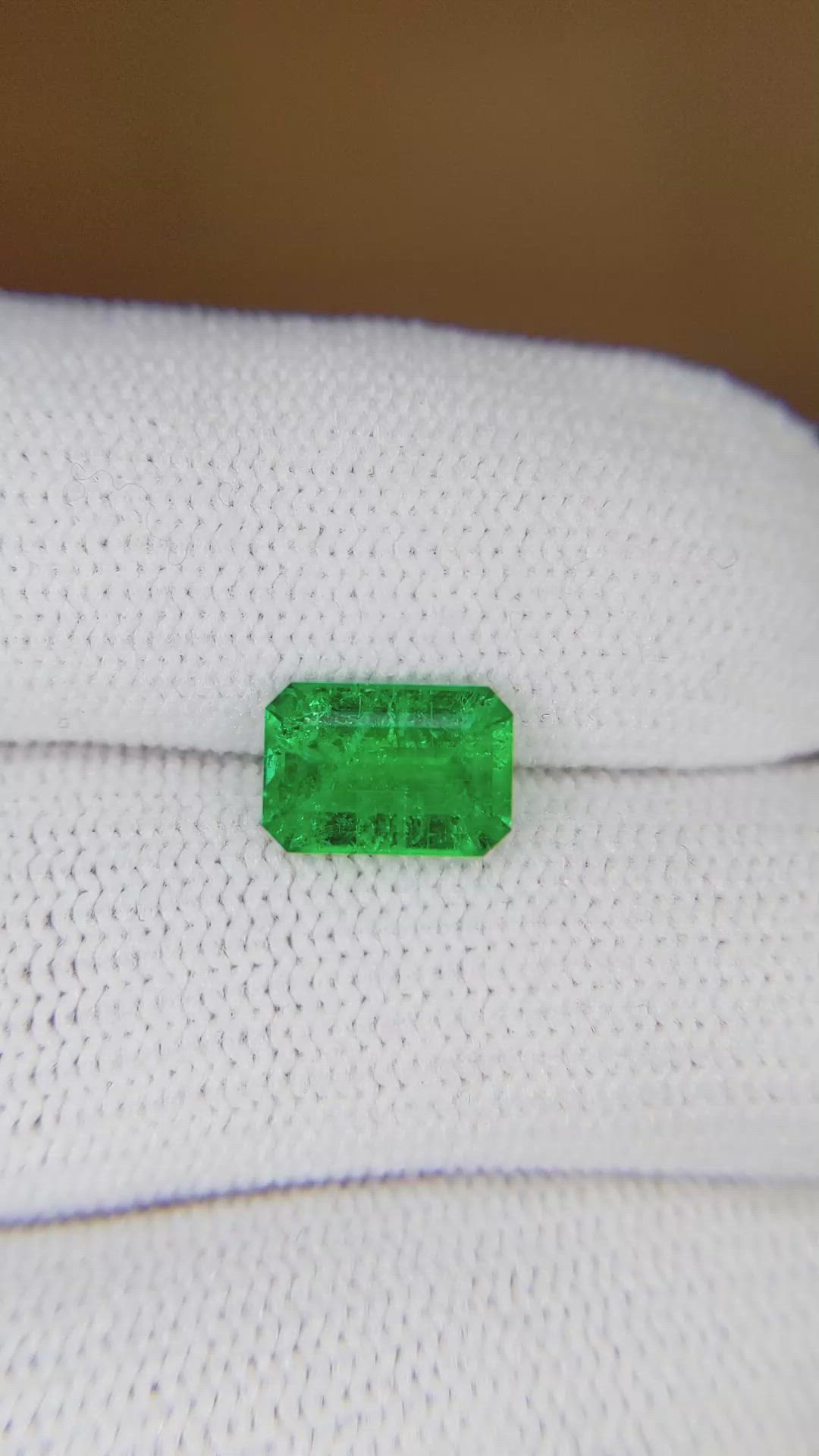 1.11 Ct. Emerald from Colombia Size Video