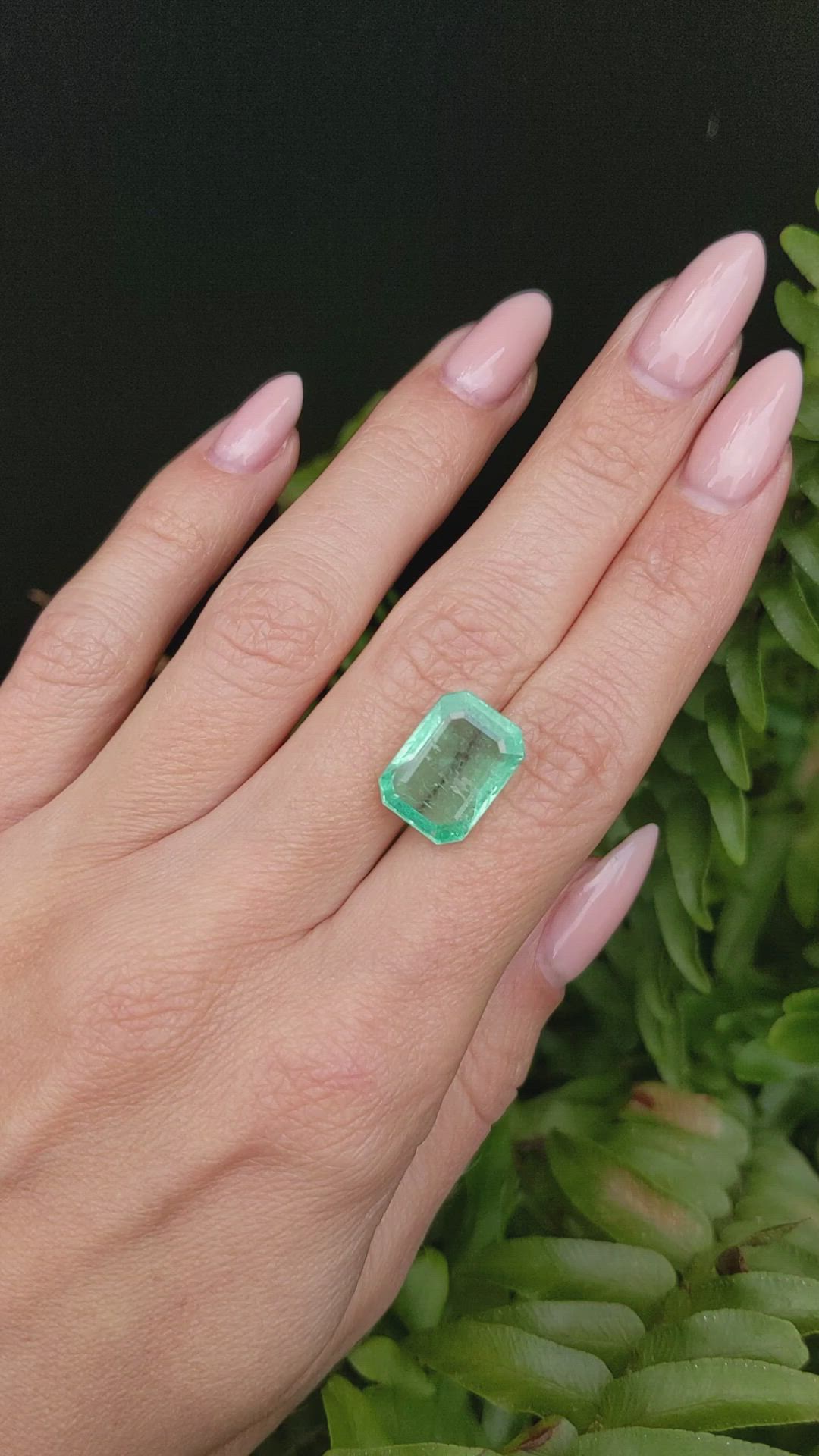 8.18 Ct. Emerald from Russia Size Video