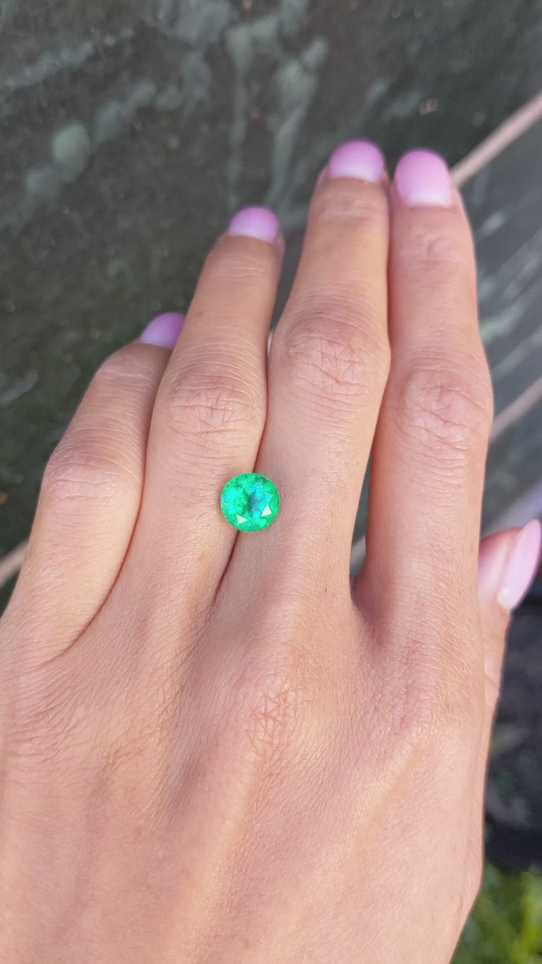 1.84 Ct. Emerald from Colombia Size Video
