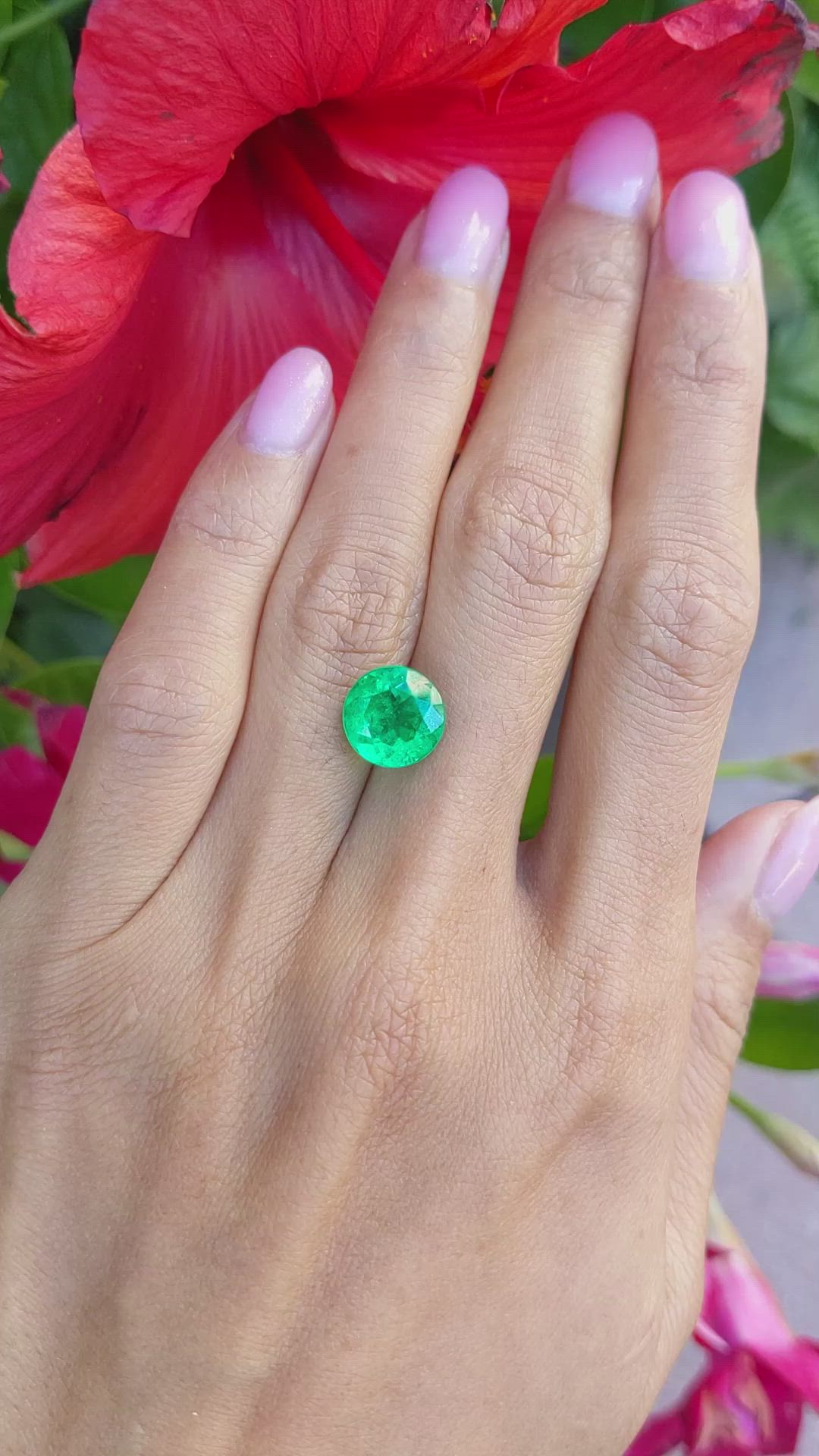 3.15 Ct. Emerald from Colombia Size Video