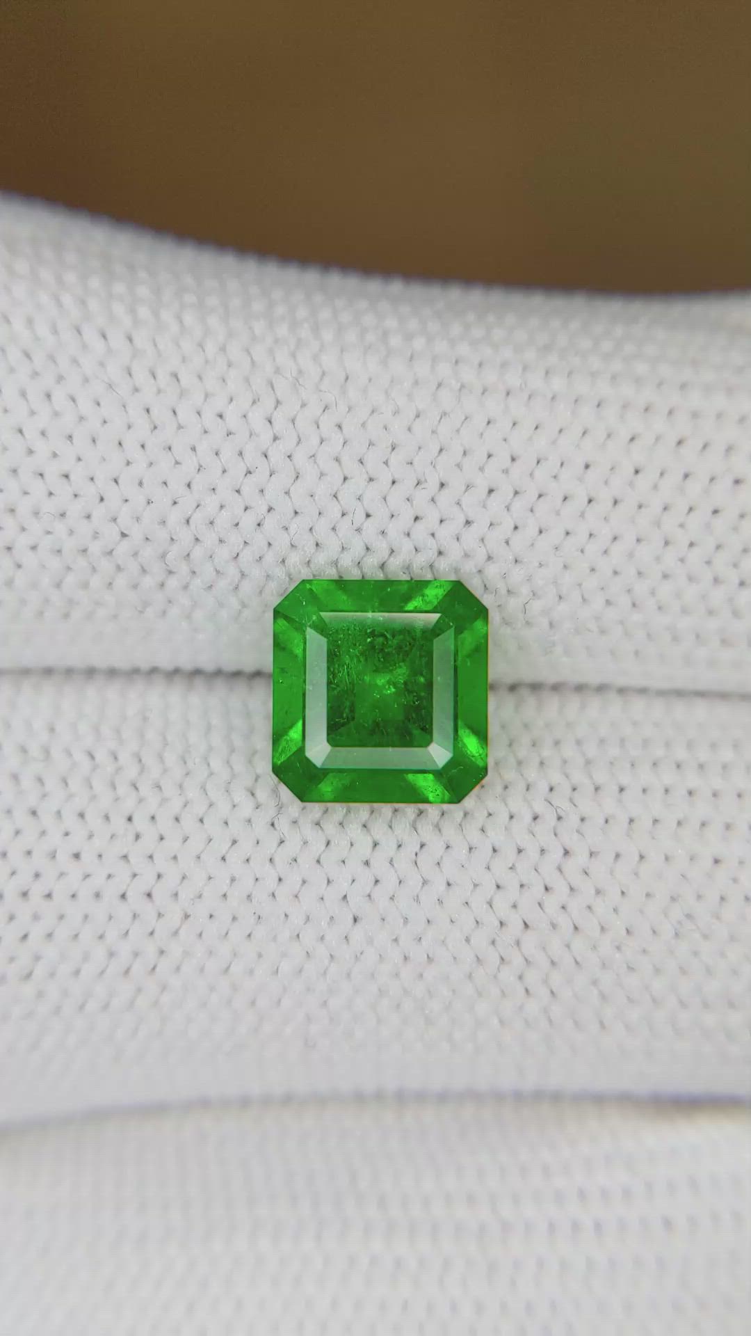 2.14 Ct. Emerald from Colombia Size Video