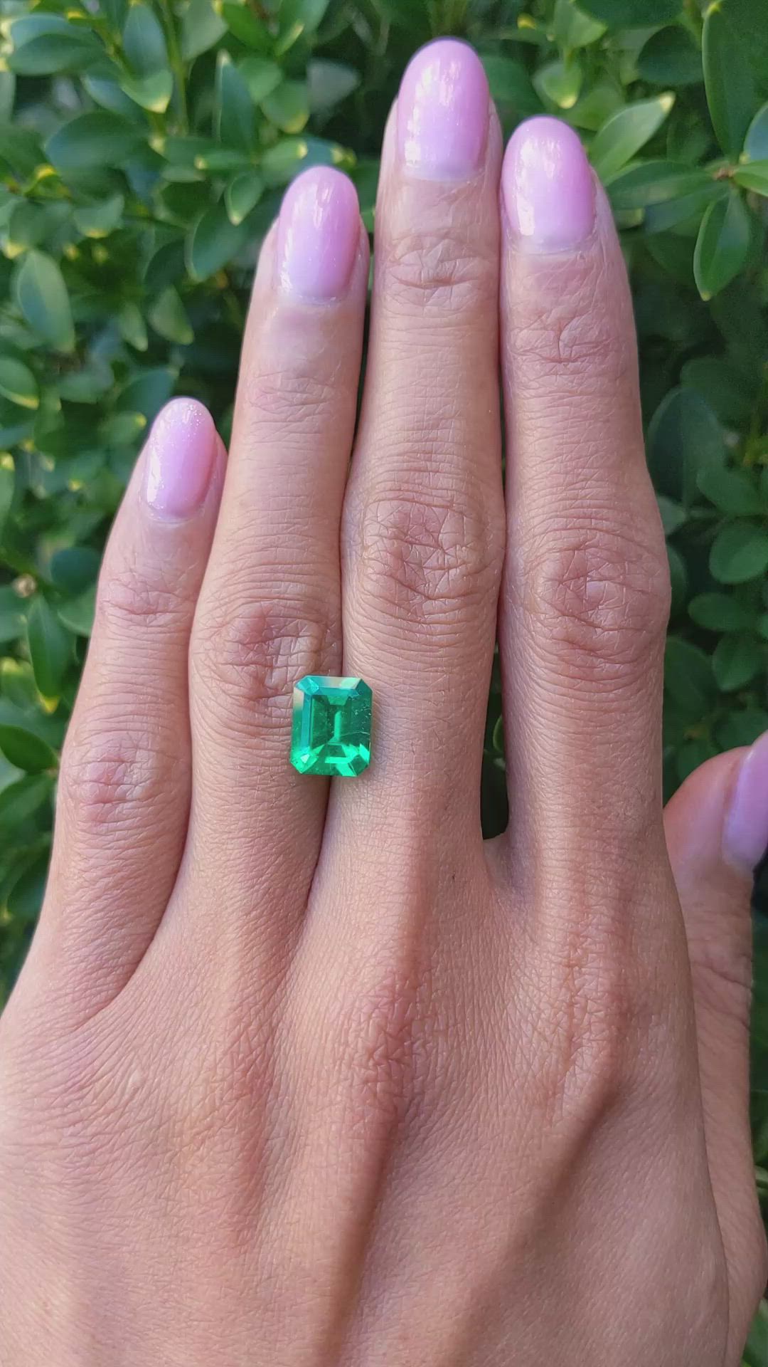 2.66 Ct. Emerald from Colombia Size Video