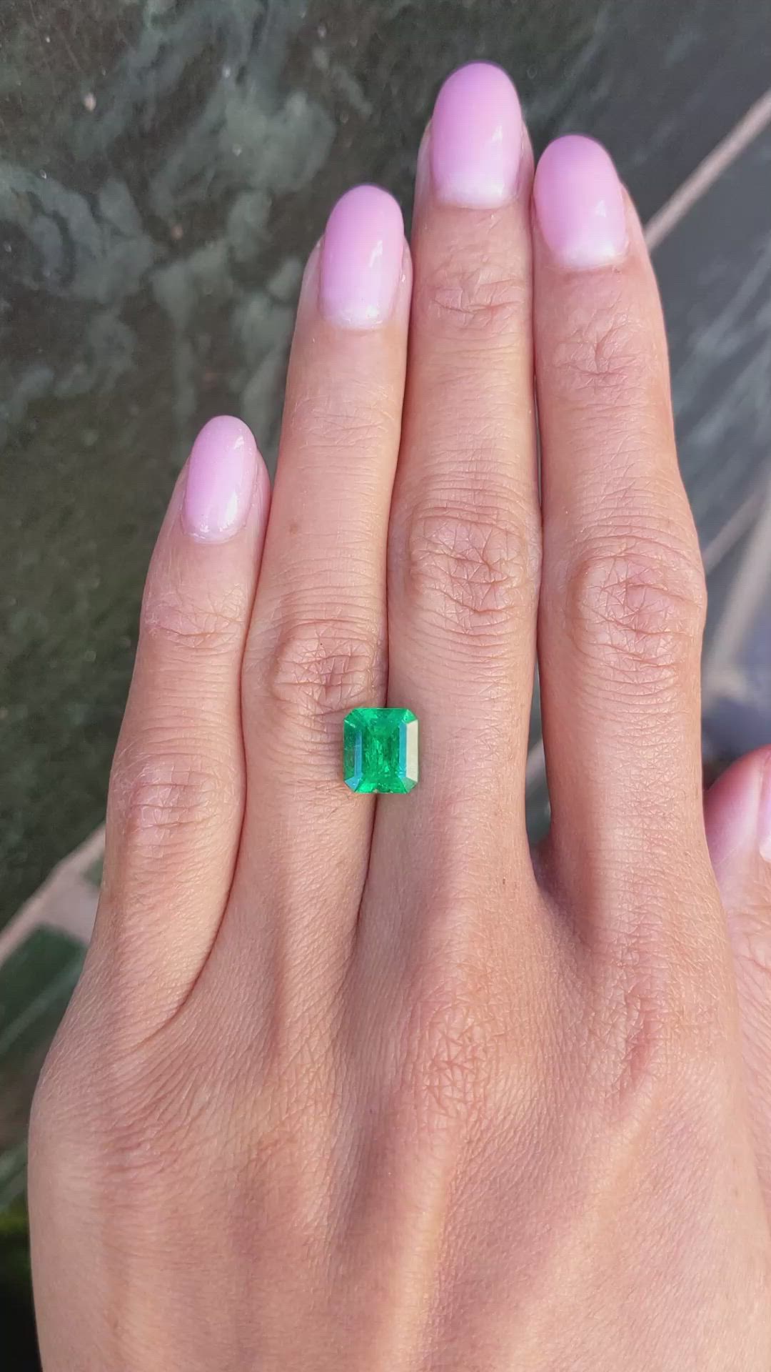 2.22 Ct. Emerald from Colombia Size Video
