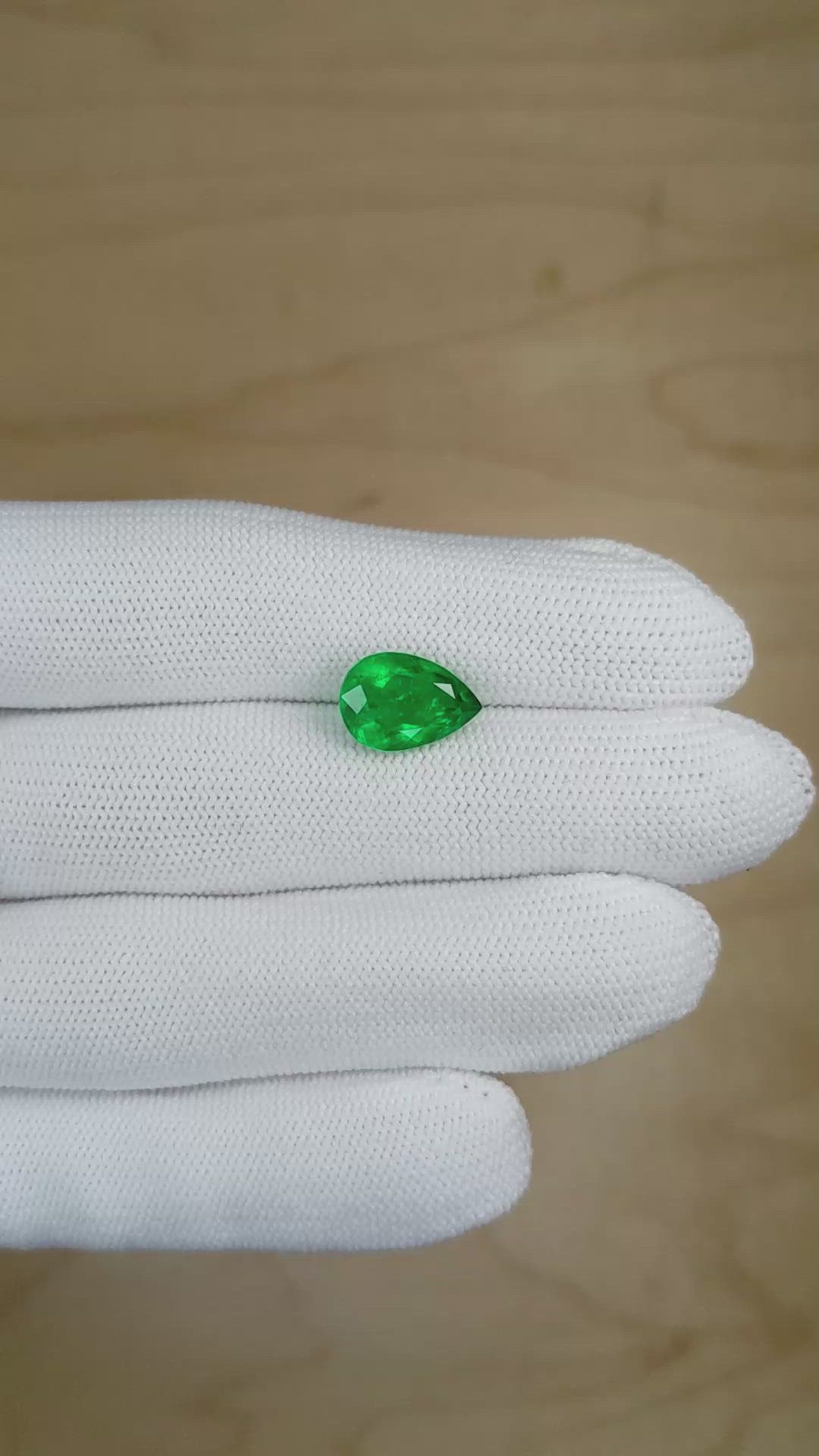 3.21 Ct. Emerald from Colombia Size Video