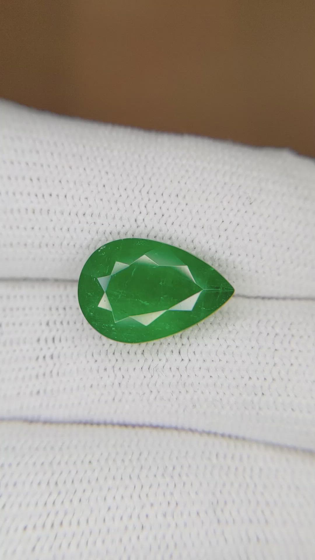4.08 Ct. Emerald from Colombia Size Video