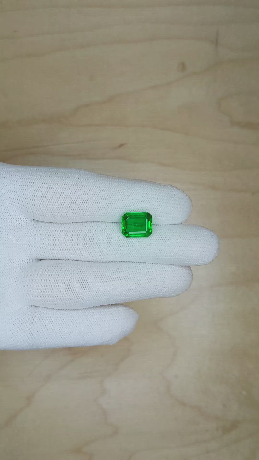 4.06 Ct. Emerald from Zambia Size Video