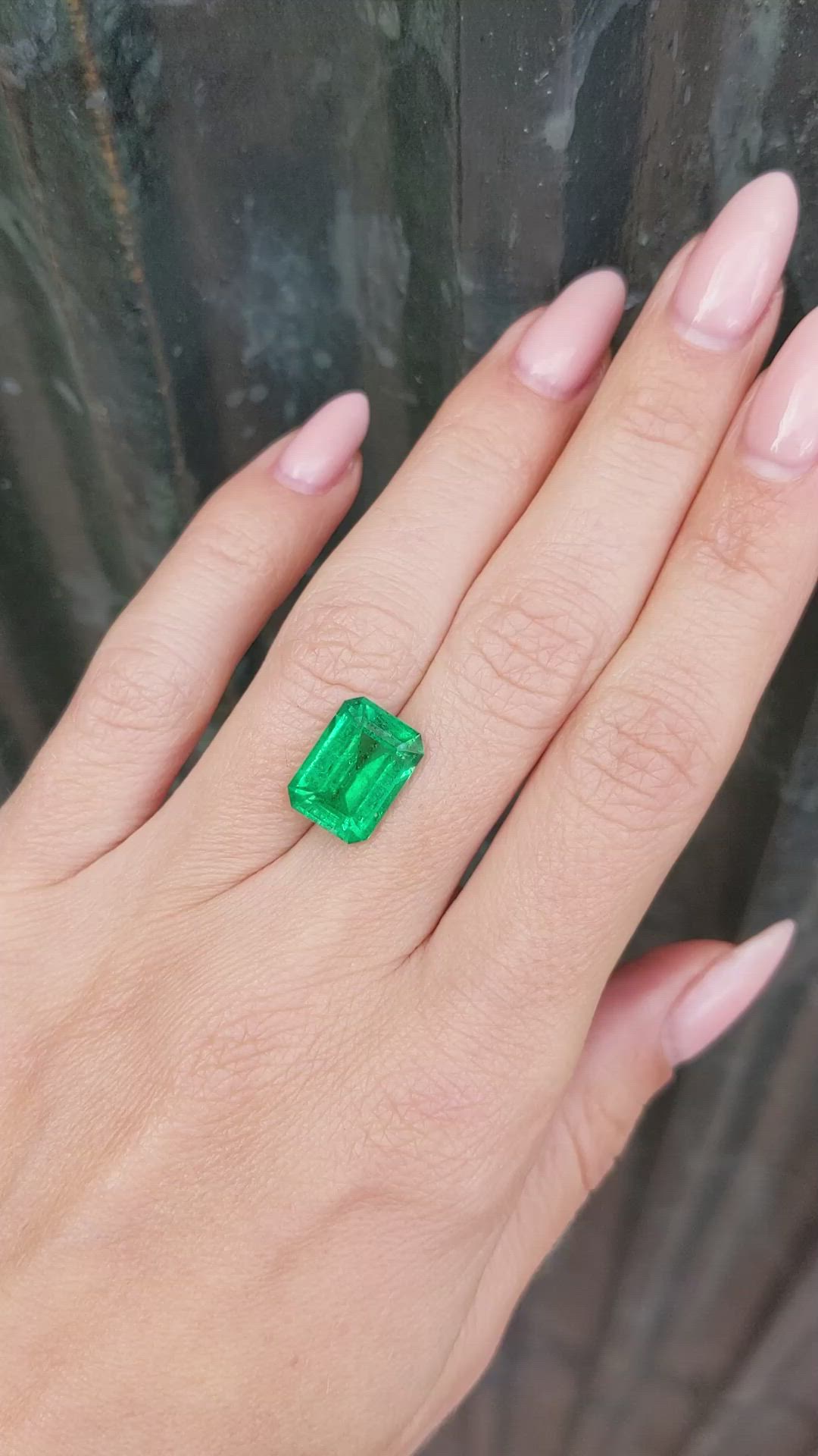 5.40 Ct. Emerald from Zambia Size Video