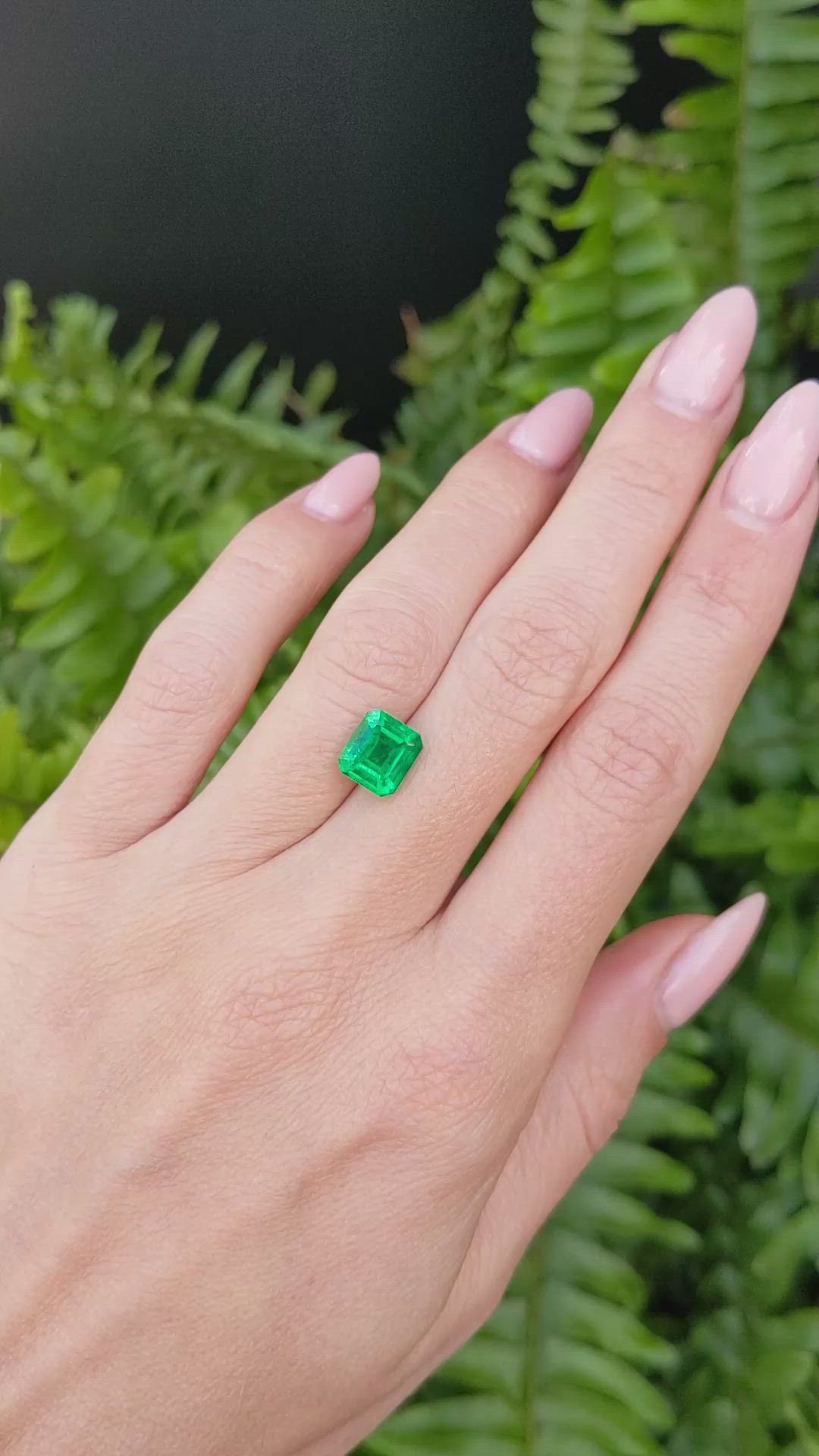 2.26 Ct. Emerald from Colombia Size Video