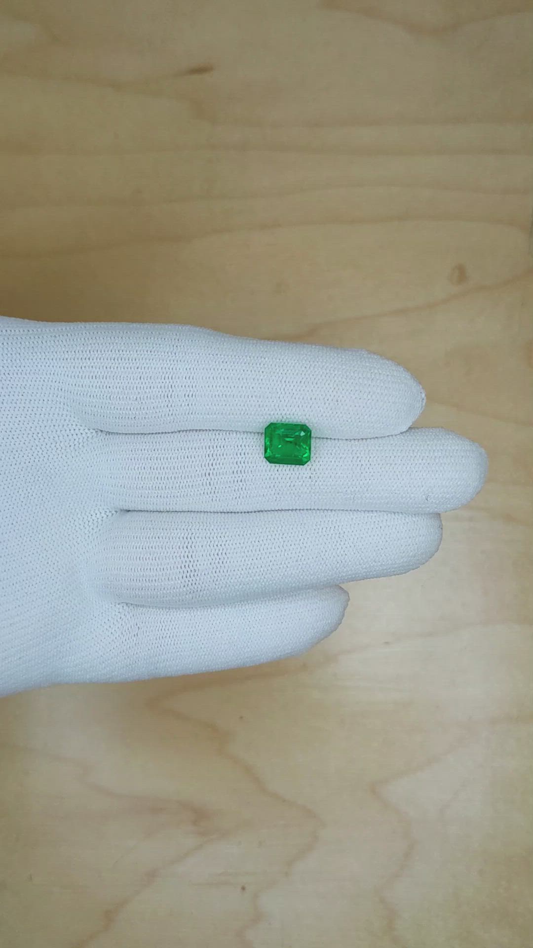 2.26 Ct. Emerald from Colombia Size Video