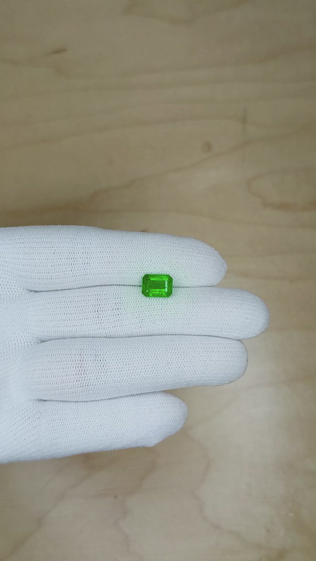 1.91 Ct. Emerald from Zambia Size Video