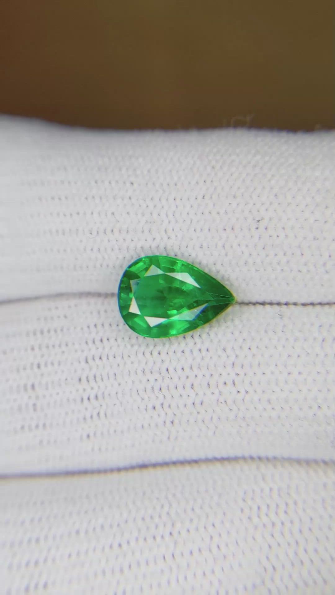 1.75 Ct. Emerald from Zambia Size Video