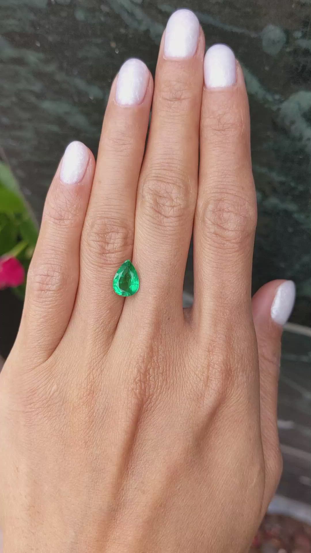 1.75 Ct. Emerald from Zambia Size Video